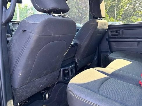 Used 2024 RAM 3500 Tradesman w/ Chrome Appearance Group AWD/4WD image 6