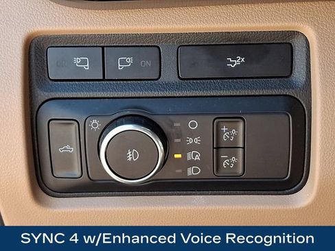 Used 2023 Ford F250 Lariat w/ Lariat Ultimate Package AWD/4WD image 9