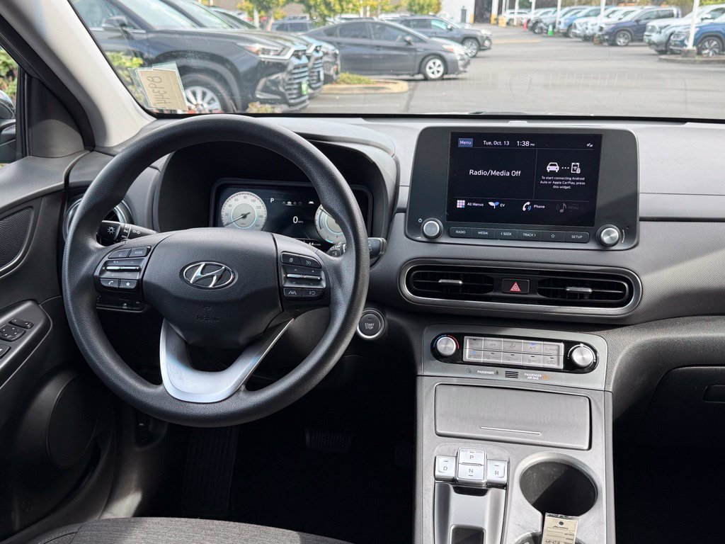 Used 2022 Hyundai Kona SEL w/ Cargo Package FWD image 28