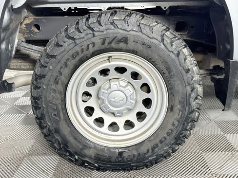Used 2023 Chevrolet Silverado 1500 W/T w/ Trailering Package AWD/4WD image 29