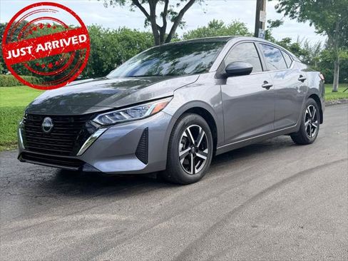 Used 2025 Nissan Sentra SV w/ Trunk Package FWD image 1