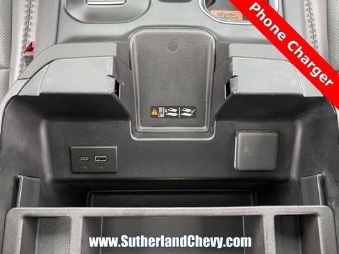 Used 2024 GMC Sierra 2500 Denali w/ Denali Reserve Package image 57