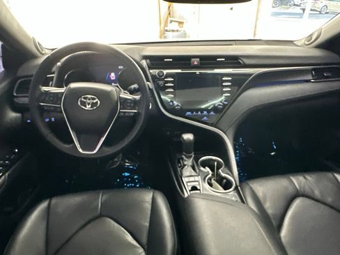 Used 2019 Toyota Camry XSE FWD image 24