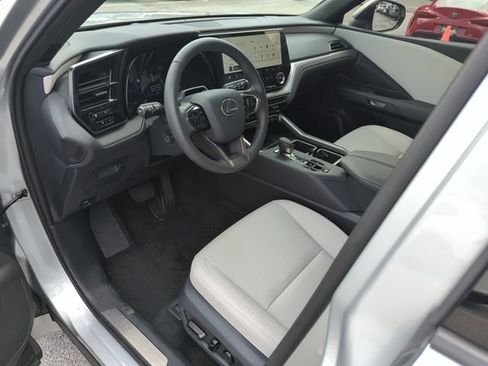 Used 2025 Lexus TX 350 FWD w/ Convenience Package image 10