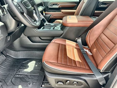 New 2026 GMC Sierra 2500 Denali Ultimate AWD/4WD image 23