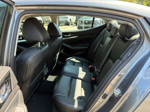 Used 2020 Nissan Maxima 3.5 SL FWD image 33