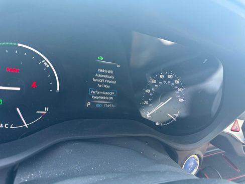 Used 2022 Toyota Sienna XSE FWD image 5