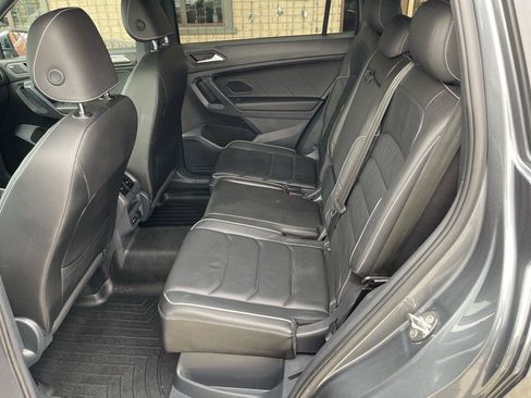 Used 2021 Volkswagen Tiguan SEL Premium R-Line image 33