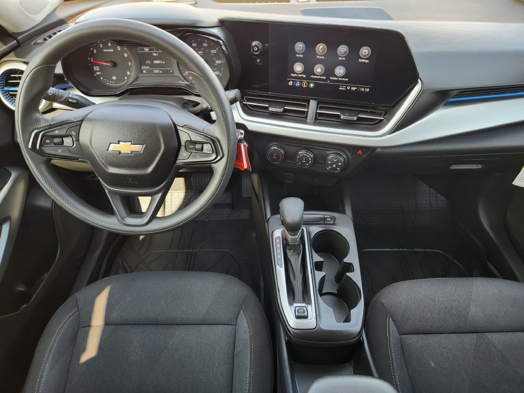 Used 2026 Chevrolet Trax LS w/ Driver Confidence Package FWD image 23