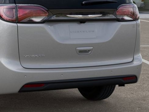 New 2026 Chrysler Voyager LX image 14