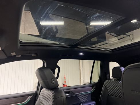 New 2026 GMC Acadia Denali w/ Super Cruise Package image 28