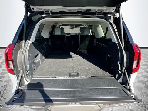 Certified 2025 Ford Expedition Max Platinum w/ Platinum Ultimate Package image 26