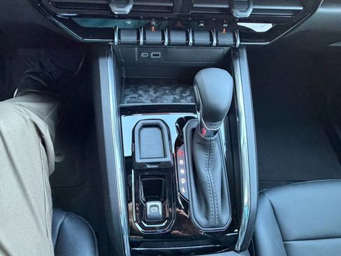 New 2026 GMC Canyon Elevation w/ Convenience Package image 15