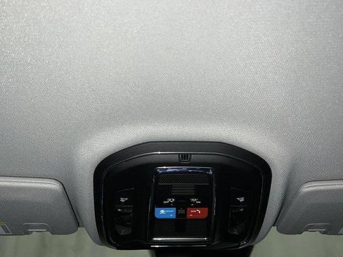 Certified 2023 Jeep Grand Cherokee Laredo image 13