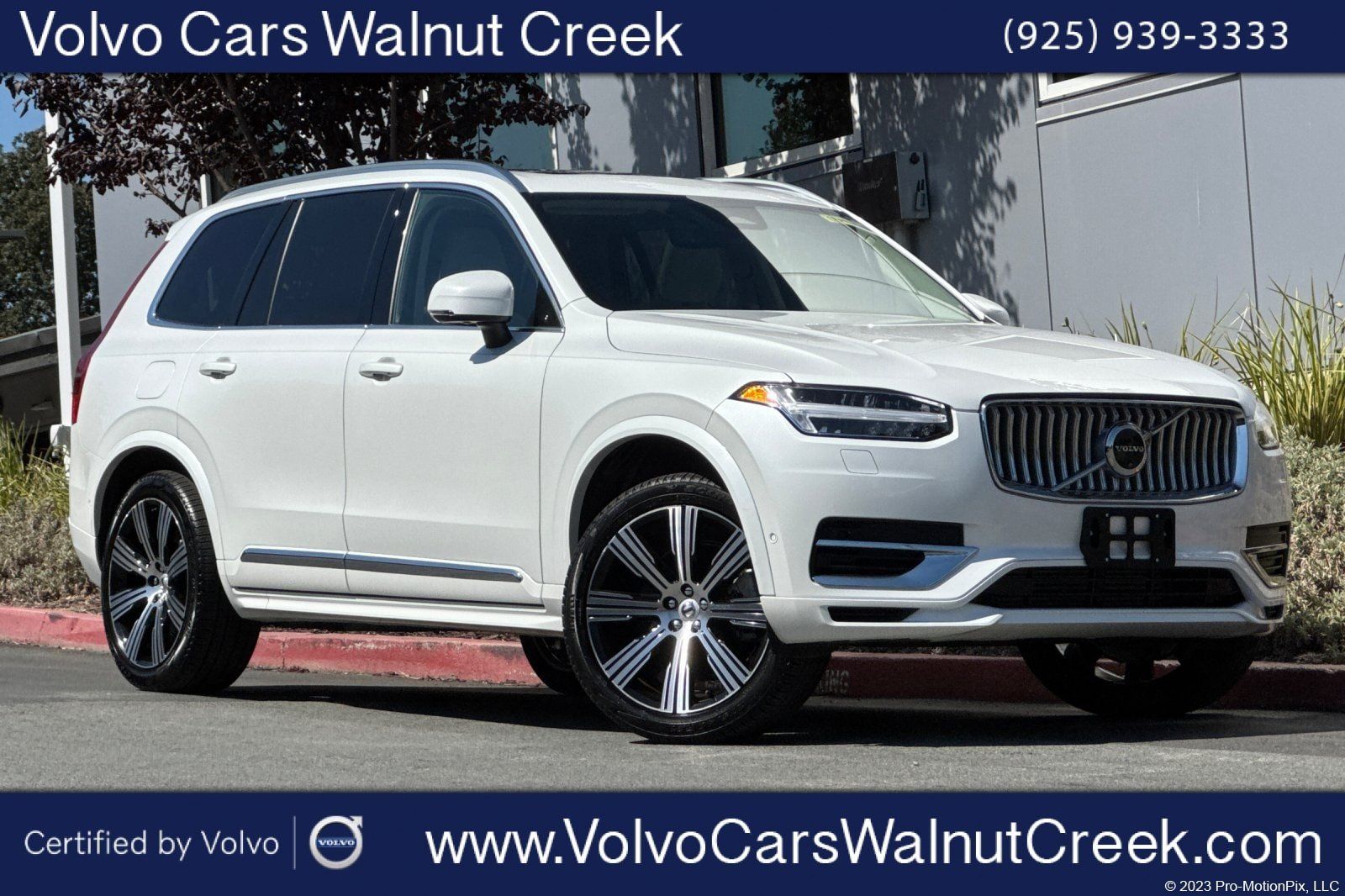 Certified 2025 Volvo XC90 T8 Ultra w/ Protection Package Premier AWD/4WD image 1