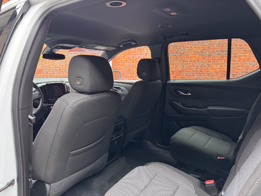 Used 2023 Chevrolet Traverse LT AWD/4WD image 25