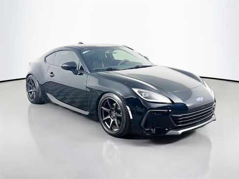 Used 2023 Subaru BRZ Limited image 3