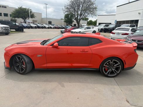 Used 2018 Chevrolet Camaro SS w/ Hot Wheels Edition image 3