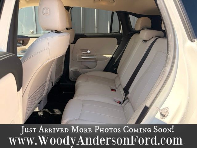 Used 2022 Mercedes-Benz GLA 250 4MATIC image 9