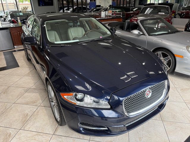Used 2014 Jaguar XJ L Portfolio RWD image 3