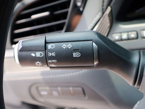 Used 2022 Lexus LS 500 AWD w/ Luxury Package image 35