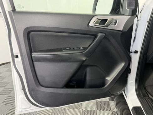 Used 2019 Ford Ranger XLT w/ Equipment Group 302A Luxury AWD/4WD image 43