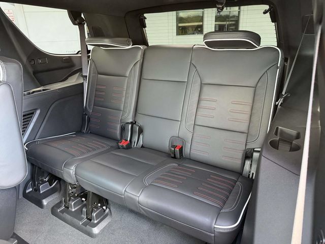 Used 2026 GMC Yukon AT4 Ultimate AWD/4WD image 10