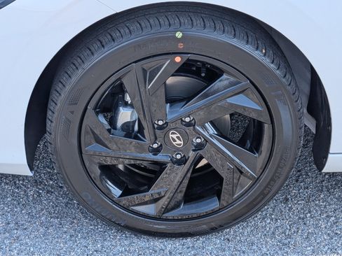 New 2026 Hyundai Elantra Sport FWD image 13