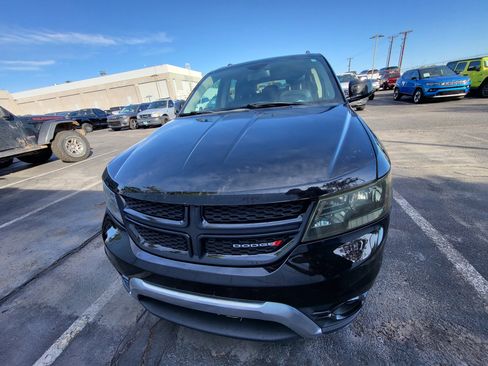 Used 2015 Dodge Journey Crossroad w/ Flexible Seating Group FWD image 2