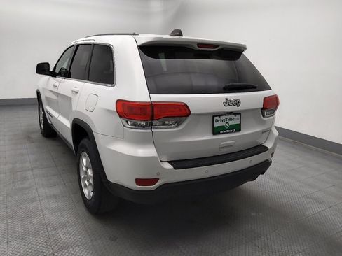 Used 2017 Jeep Grand Cherokee Laredo RWD image 6