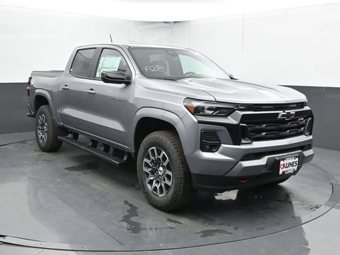 New 2026 Chevrolet Colorado Z71 w/ Technology Package AWD/4WD image 4