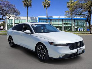 Used 2024 Honda Accord Touring video 2