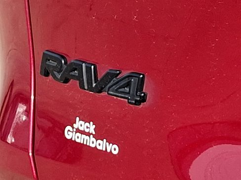 Used 2023 Toyota RAV4 LE image 31