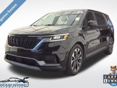 Used 2023 Kia Carnival EX