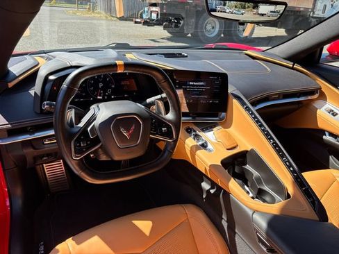Used 2021 Chevrolet Corvette Stingray Preferred Cpe w/ Z51 Performance Package RWD image 21