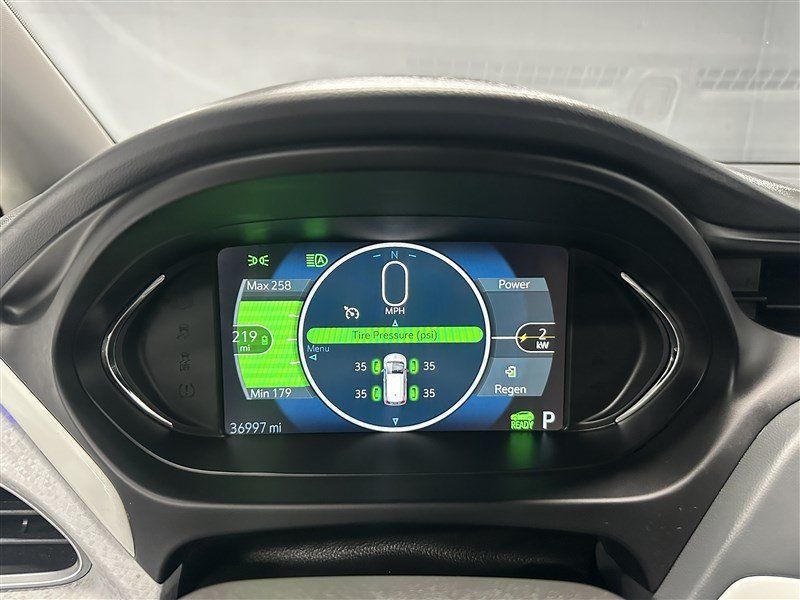 Used 2020 Chevrolet Bolt Premier w/ Infotainment Package FWD image 23