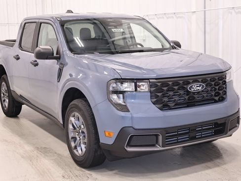 New 2026 Ford Maverick XLT FWD image 3