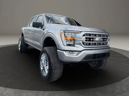 Used 2021 Ford F150 XLT w/ Equipment Group 302A High image 3