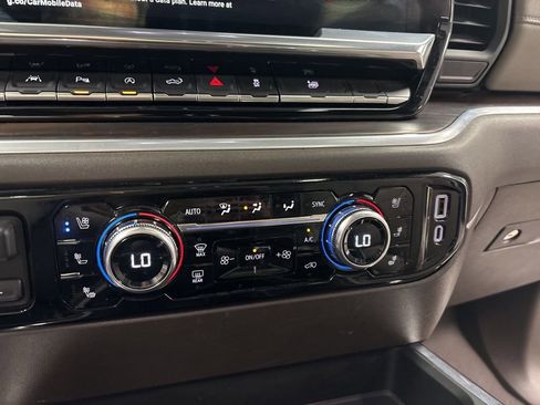 Used 2022 GMC Sierra 1500 SLT image 23