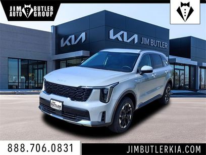New 2025 Kia Sorento S