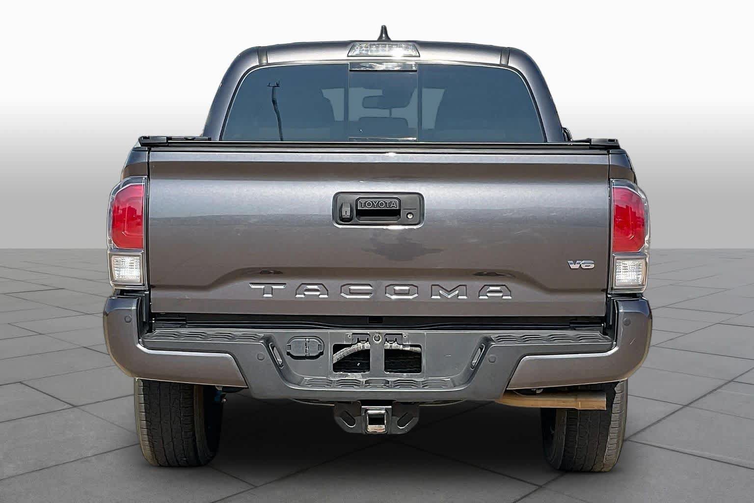 Used 2020 Toyota Tacoma TRD Sport w/ Technology Package AWD/4WD image 6