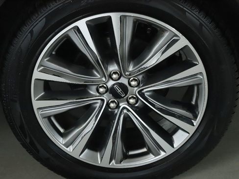 Used 2016 Lincoln MKX Reserve w/ Climate Package image 41