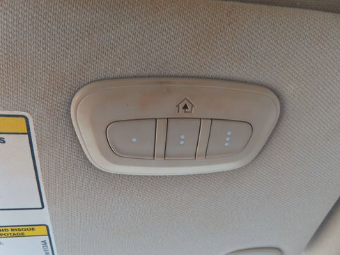 Used 2015 Jeep Cherokee Limited w/ Luxury Group image 31