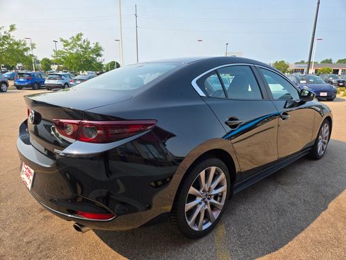 Used 2021 MAZDA MAZDA3 s FWD image 4