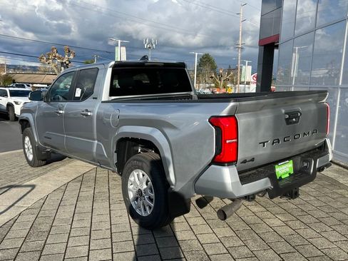 New 2026 Toyota Tacoma SR5 AWD/4WD image 3