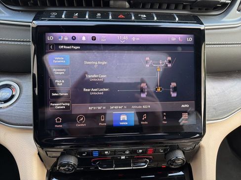 Certified 2025 Jeep Grand Cherokee L Limited w/ Luxury Tech Group II AWD/4WD image 89