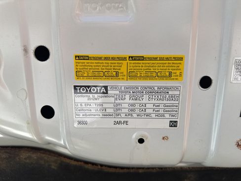 Used 2012 Toyota RAV4 4WD w/ Value Pkg image 32