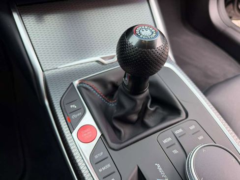 Used 2023 BMW M2 w/ Lighting Package RWD image 11