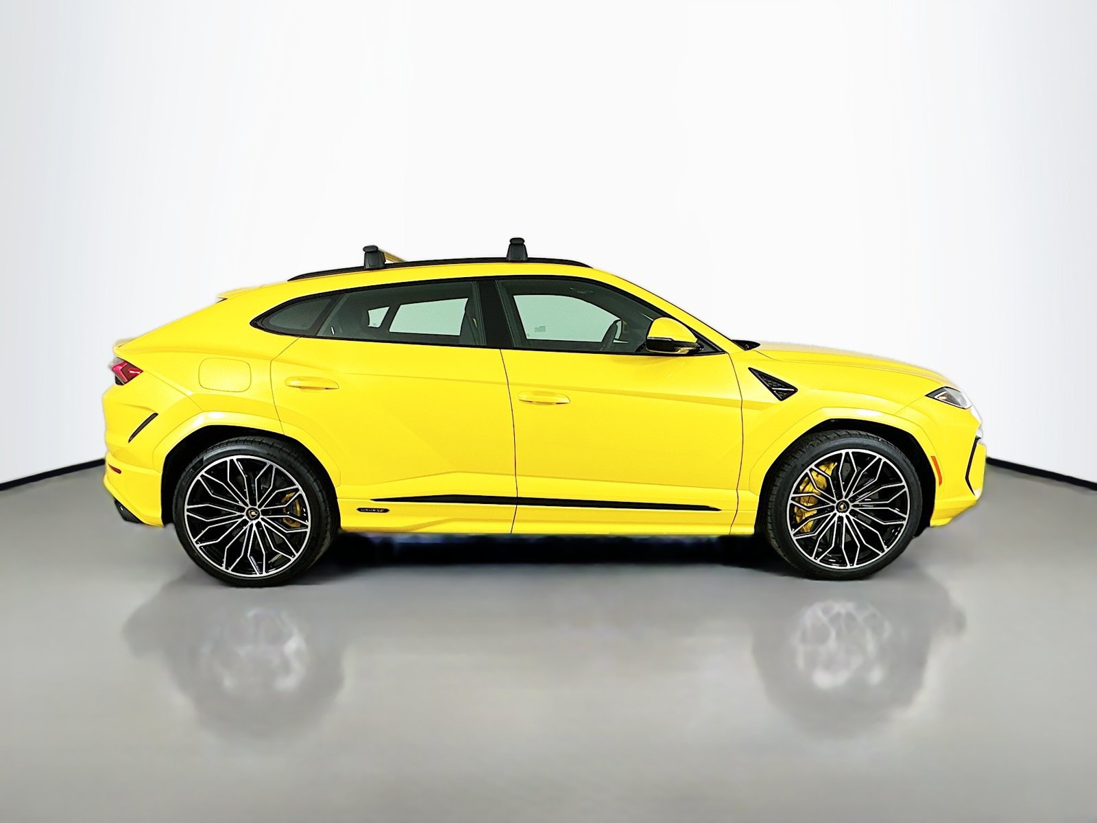 Used 2025 Lamborghini Urus S AWD/4WD image 4