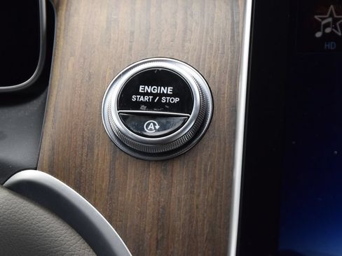 Certified 2024 Mercedes-Benz GLC 300 image 32